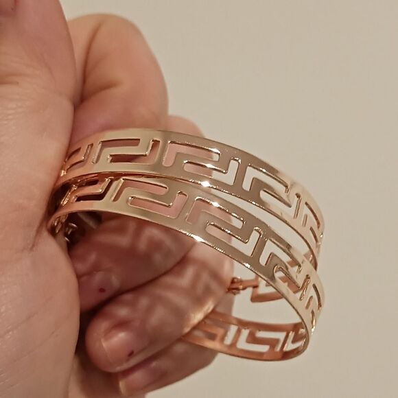 Rose Gold Hoop Earrings - Picture 3 of 4